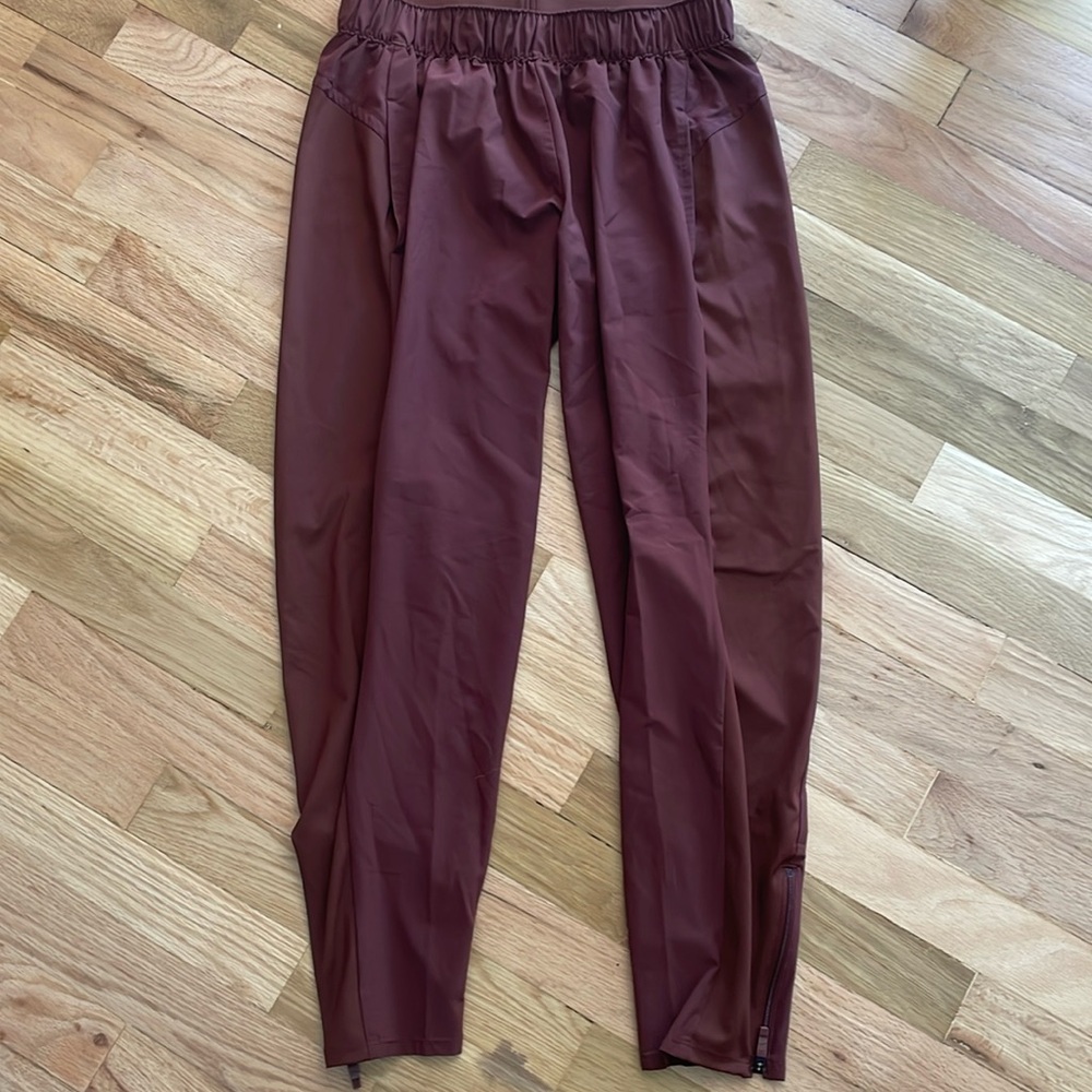 Brooks Shakeout Joggers